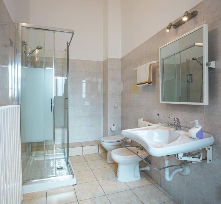Al Torrente Apartment Monza - Milano + Free Wifi Seveso Exteriör bild